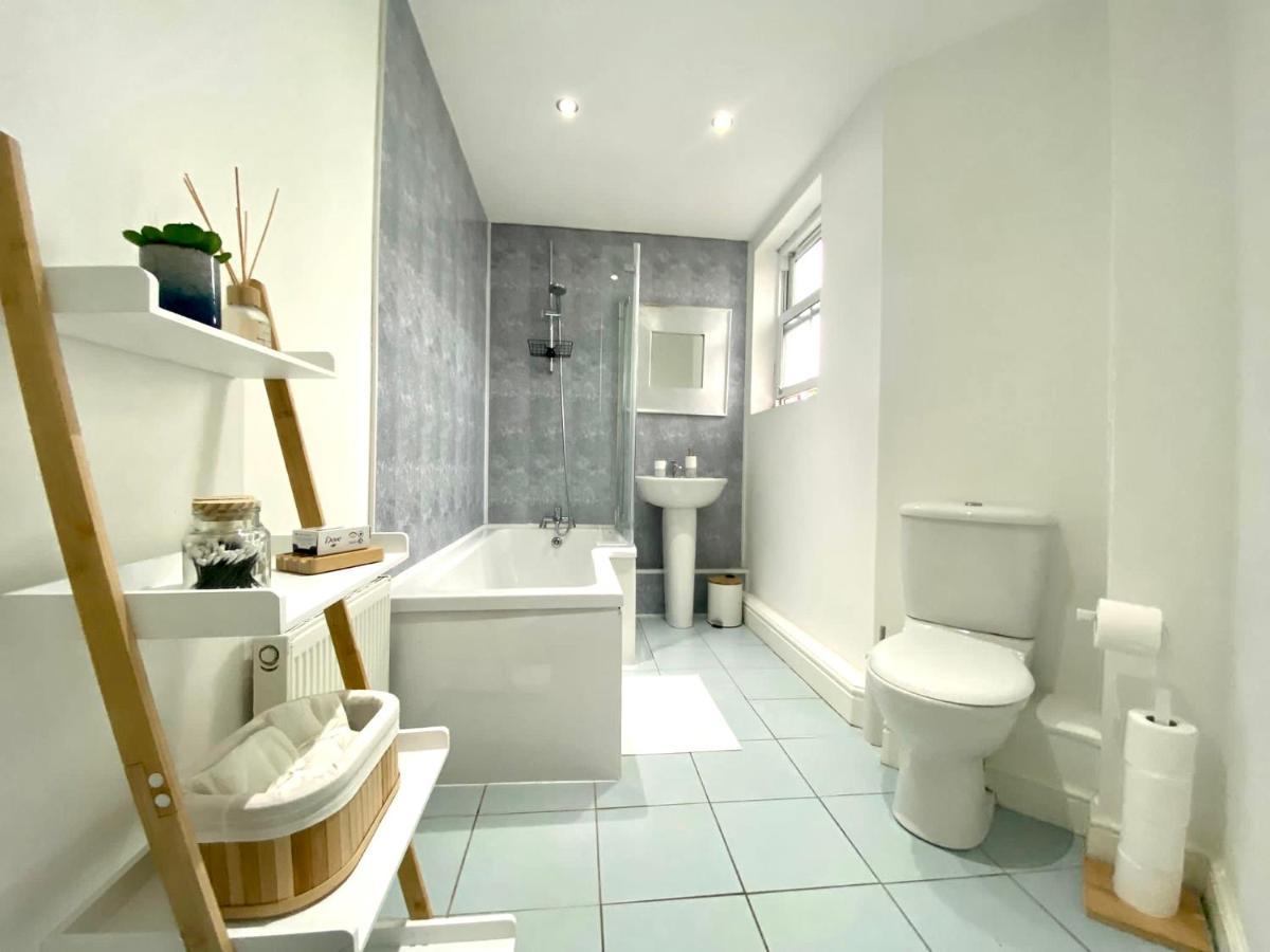 Lovely Stylish Apartment Near Penny Lane! Free Parking Liverpool Eksteriør bilde